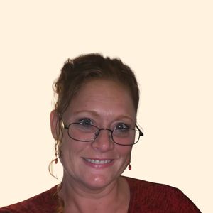Lynda Bolduc-Hicks, Psychologist