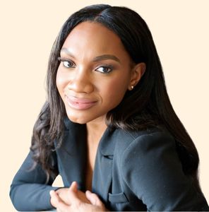 Tori Hairston, Therapist