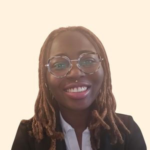 Modinat Showemimo, Therapist