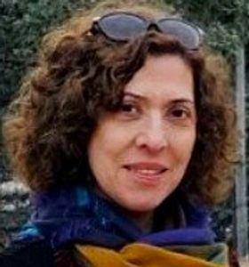 Nadia Kellow, Therapist