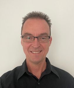 Dustin MacDonald, Psychologist