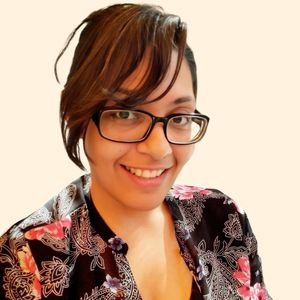 Randi-Marie Owens, Therapist