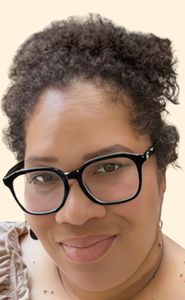 LaToya Edwards, Therapist