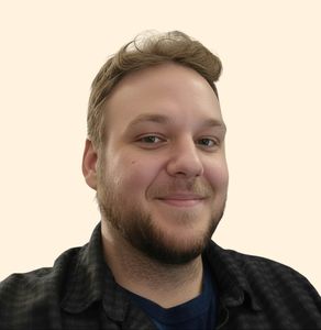 Alex Elliott, Therapist