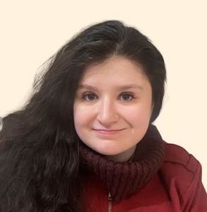 Veronica Richards, Therapist