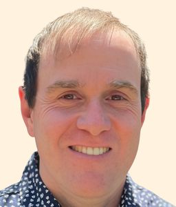 Miles Hedgpeth, Therapist
