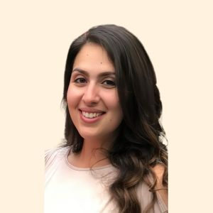 Lauren Genua, Therapist