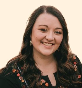 Christine Hayes, Therapist