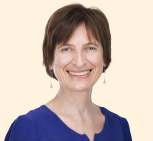 Anna Kozlowska, Therapist