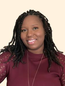 Zinaisha Lee, Therapist