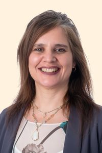 Josette Davis, Therapist