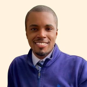 Dontavius Robinson, Therapist