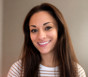 Jasmine R Pakdaman, Therapist