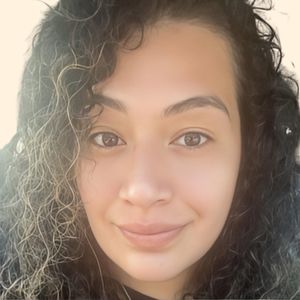 Diana Cannis, Therapist