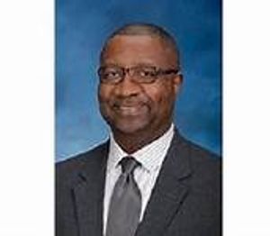 Demetrius R Donseroux, Therapist