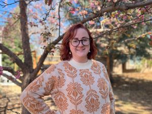 Kristin Etzel, Therapist