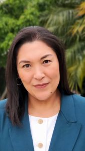 Julie Gonzalez, Therapist