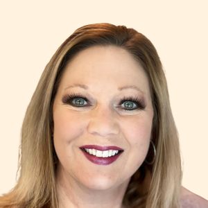 Kristi Sook, Therapist
