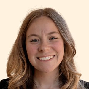 Maddy Kasperski, Therapist