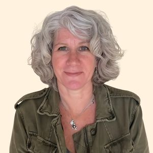 Lauri Lowenbraun, Psychiatrist