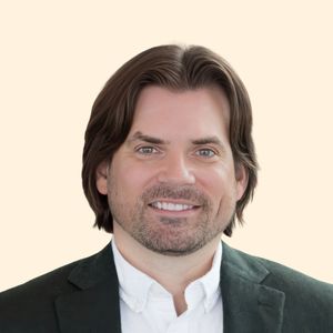 Quinn Miller-Bedell, Psychiatrist