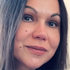 Dumitrela Negru, Therapist