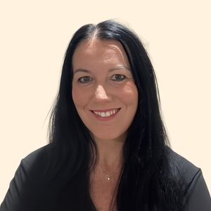 Tracy Tipton, Therapist