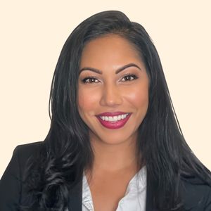 Rina Varughese, Therapist