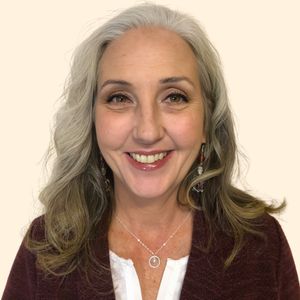 Alicia Madeksho, Therapist