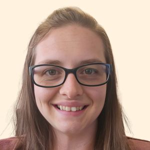 Amanda Cox, Therapist