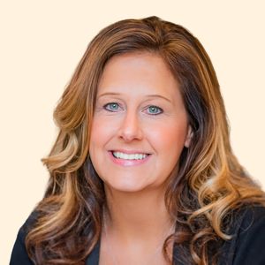 Beth Harms, Therapist