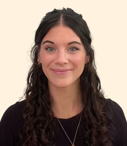 Briana Smith, Therapist