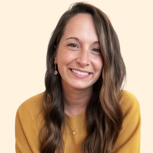 Emily Boettcher, Therapist