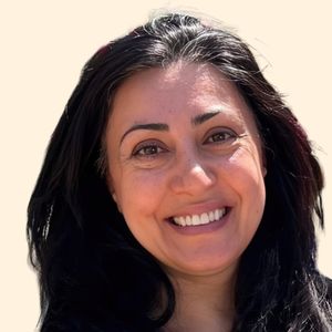 Jasmine Hajyan, Therapist