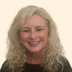 Marcy Love, Therapist