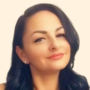 Erica Assenti, Therapist