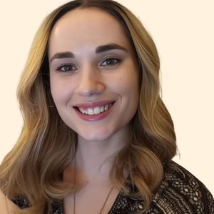 Sarah Sullivan, Therapist