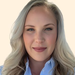 Nicole Keaton, Therapist