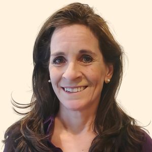 Heidi Dygert, Therapist