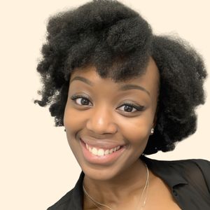 Angelica Curry, Therapist