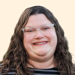 Karissa Johnson, Therapist