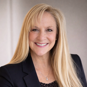 Gayle Brown, Therapist