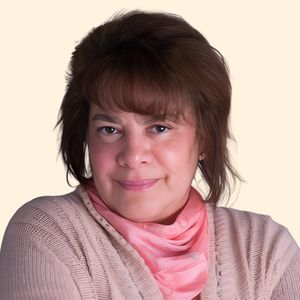Maydeline Morales, Therapist