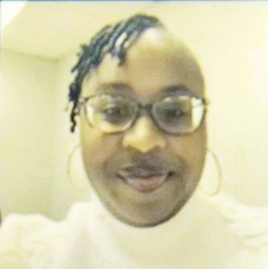 Ashley Carr-Robinson, Therapist