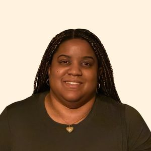 Anissa Murphy, Therapist