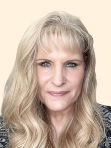 Elizabeth Klearry, Therapist