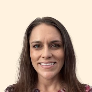 Mandi Merica, Therapist
