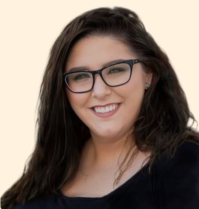 Alicia Hutton, Therapist