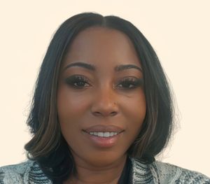 Allante Johnson, Therapist