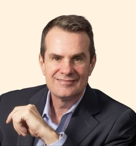 Brian Flynn, Therapist